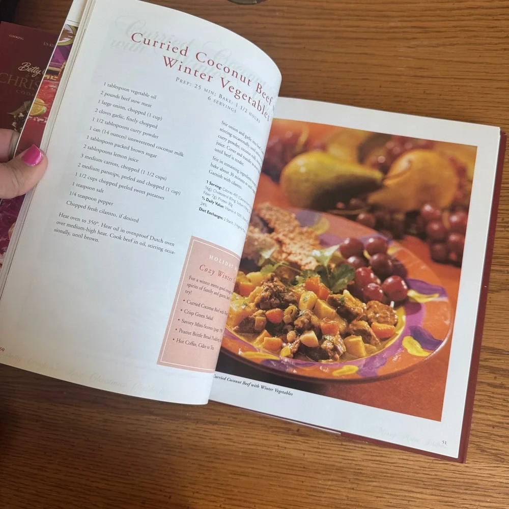 Betty Crocker's‎ Best Christmas Cookbook Hardcover Holiday Recipes 1999 Edition